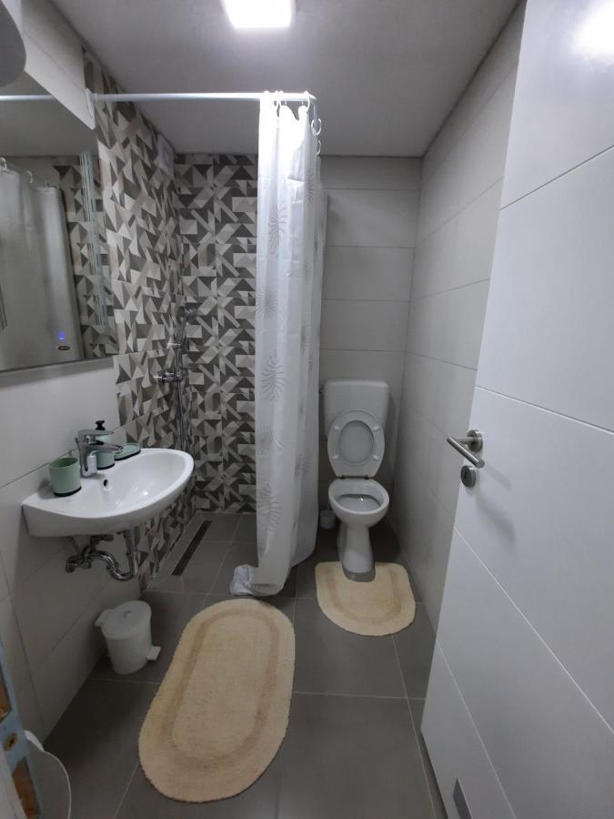 Appartamento Apartman-Stan Na Dan -Stolac Esterno foto